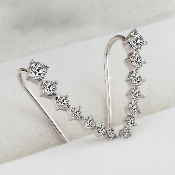 👂Brincos de Pino com Diamante Estrela de Sete Pontas