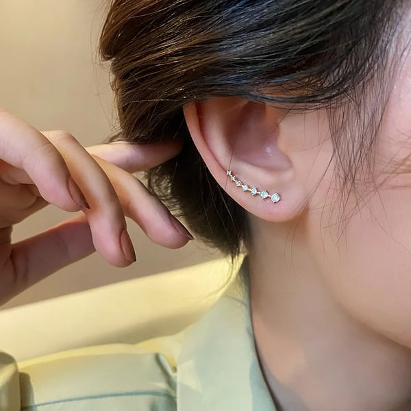 👂Brincos de Pino com Diamante Estrela de Sete Pontas